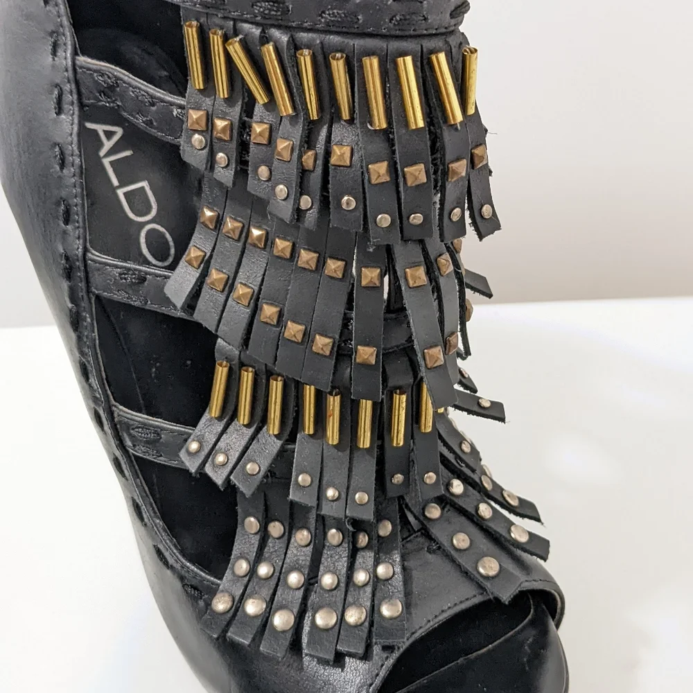 Leather heels by Aldo